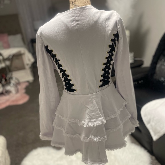 Venus | White & Black Raw-Edge Lace-Up - Picture 8 of 8